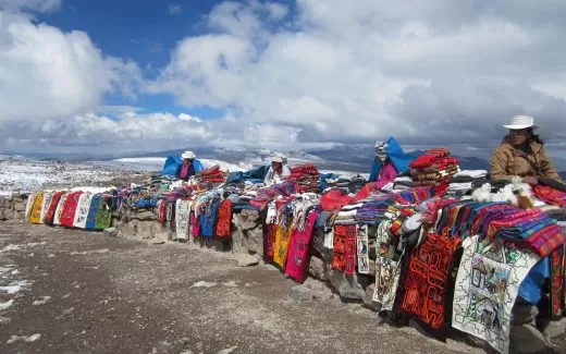 Mercado en la cordillera de los Andes