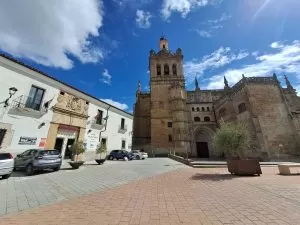 Coria , plaza de la Catedral