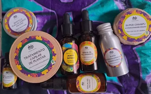Cosméticos sobre tela africana